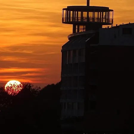 Meerblick 8 - Zwischen Haven Und *